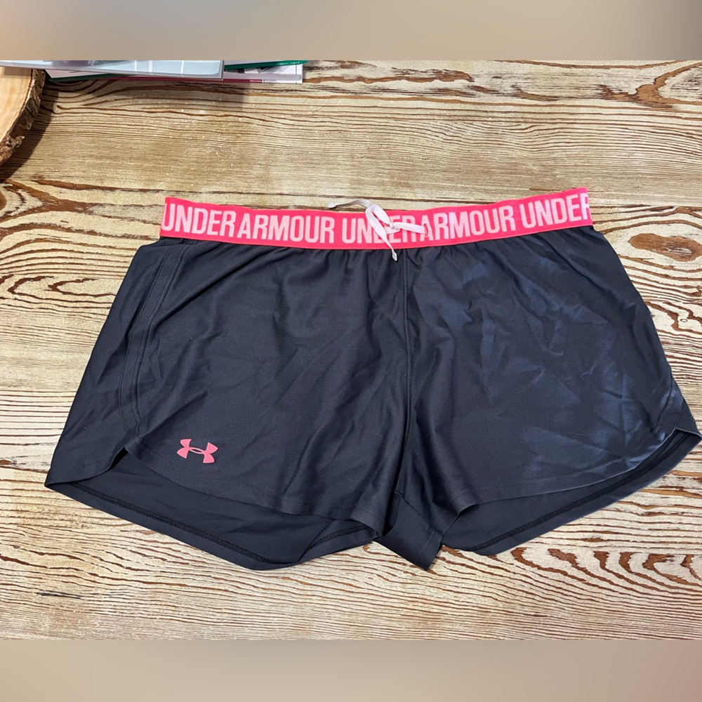 Grey & pink Under Armour shorts